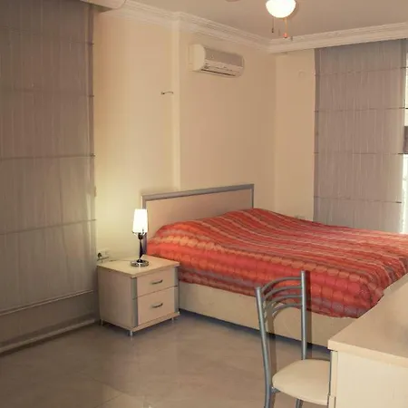 Paradise Place Apartment *